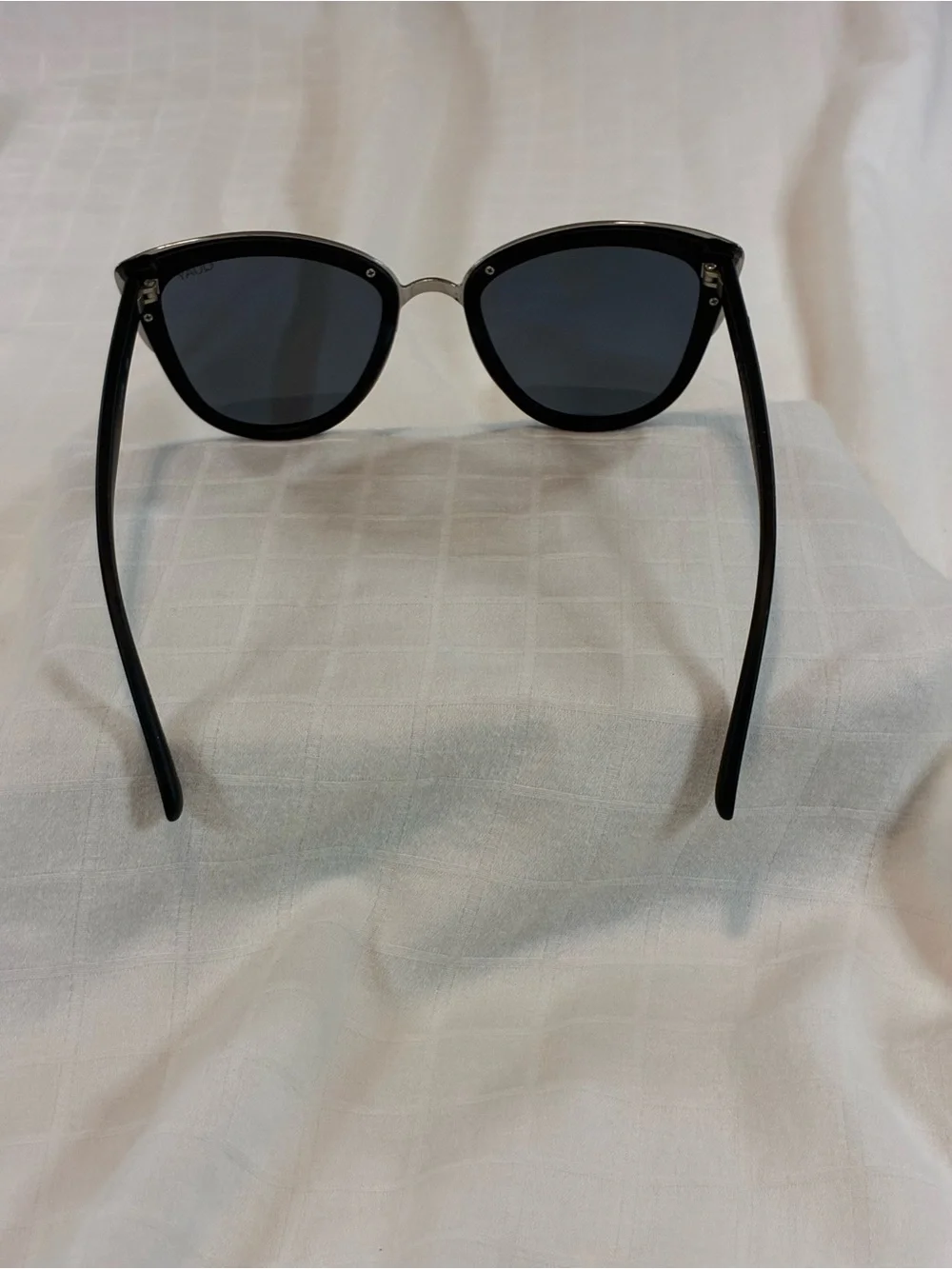 Quay Australia Black Cat-Eye Sunglasses with Dark Lenses